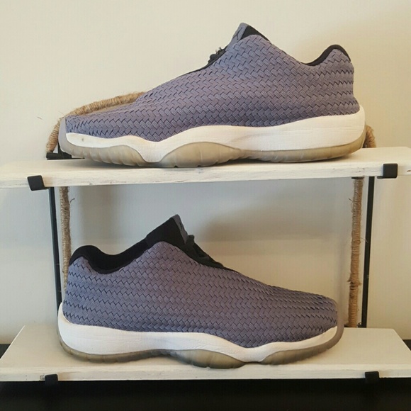 jordan future size 7